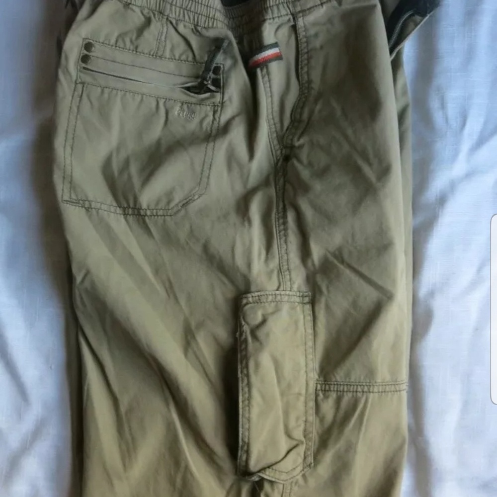 DULUTH Trading Co. baige Cargo Carpenter Shorts